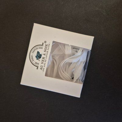 Au ver a soie / Шолковые ленты 7 mm R-blanc/7 фото